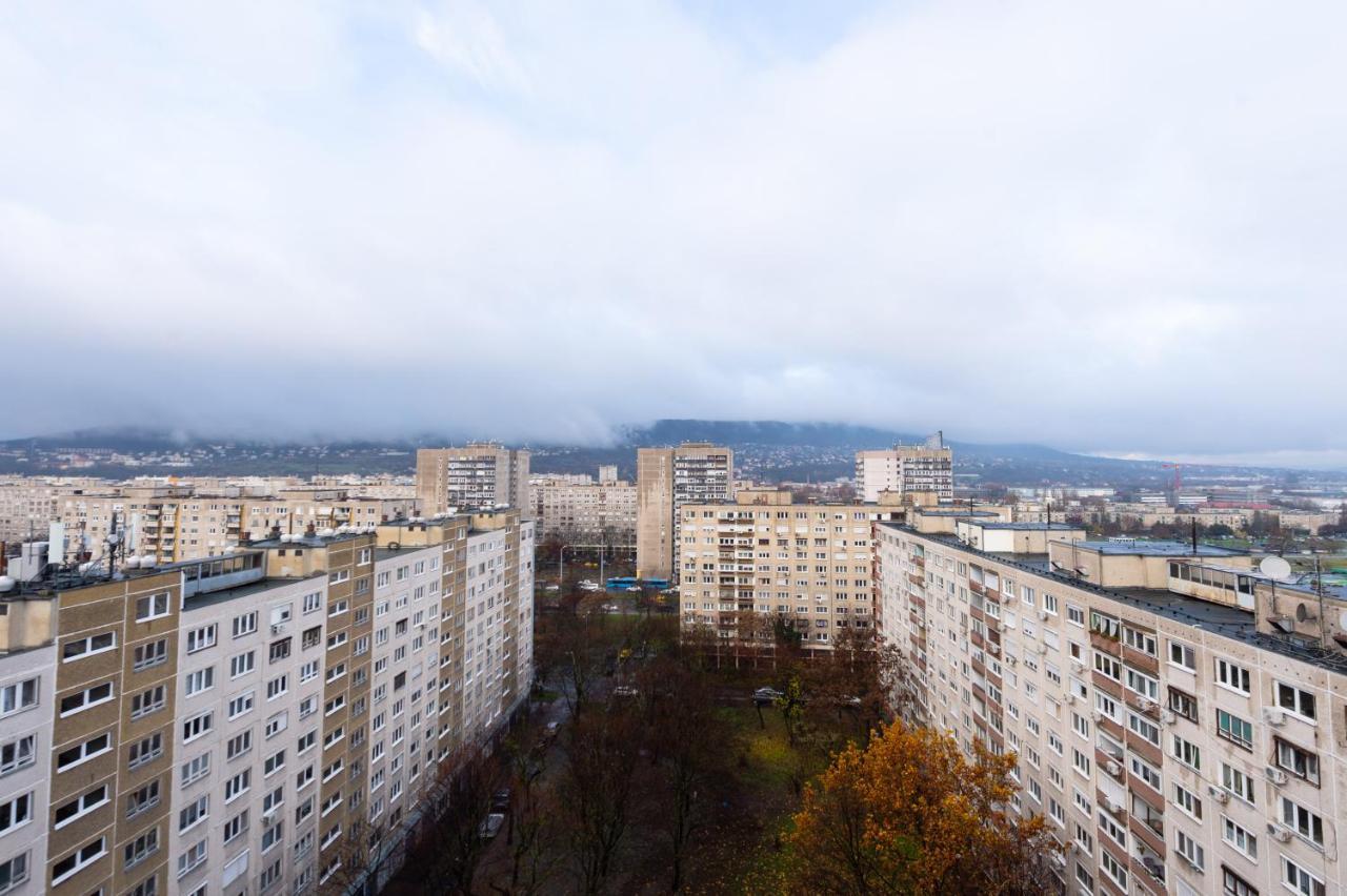 Waterfront City Apartments By Urbanrent ブダペスト エクステリア 写真